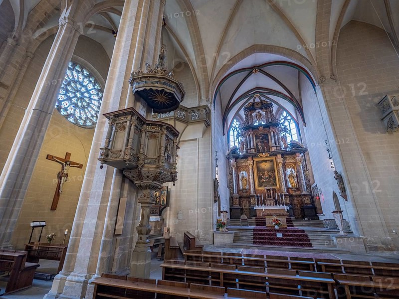 Interior of the Catholic parish church of St. Severi with pulpit and high altar, Erfurt, Thuringia, Germany, Europe