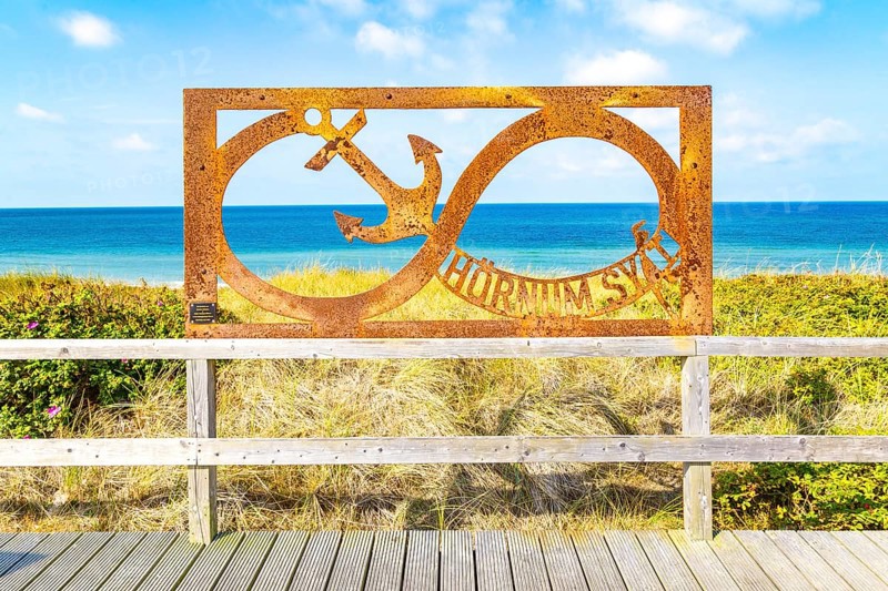 Steel sculpture on the dpne near the Landfein restaurant, Hörnum, Sylt