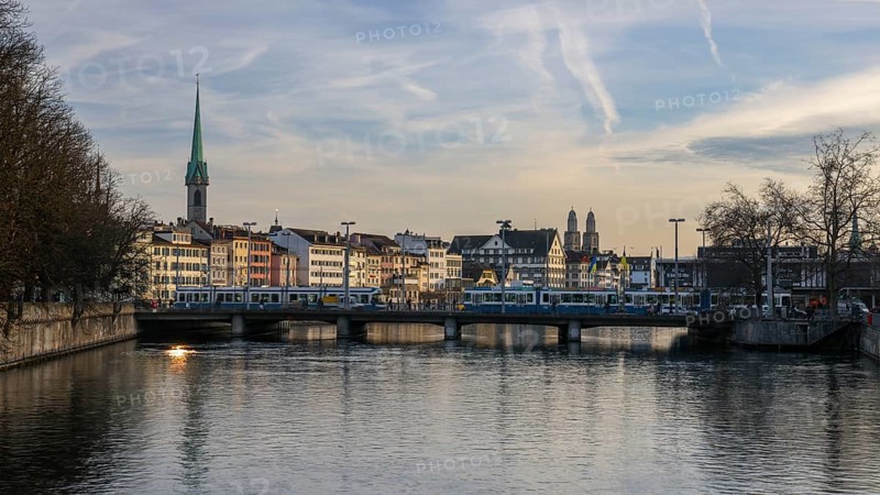 City panorama with railway station bridge, seen from the Walchebrücke, City of Zurich, Canton of Zurich, Switzerland, Europe