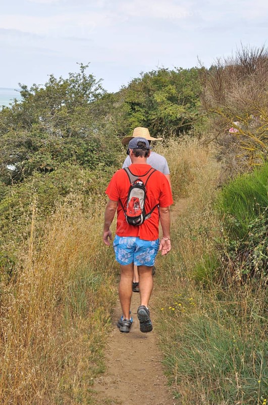 Hikers on the GR34 BRITTANY 22