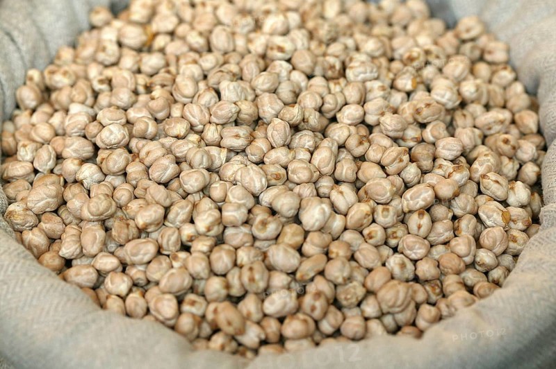 Chickpea, Chickpea, Roman chickpea, Chickpea, Buttercup, CHICKPEA IN A BASKET