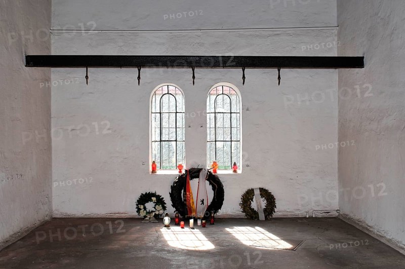 Plötzensee Memorial, memorial wreaths, Charlottenburg, Berlin, Germany, Europe