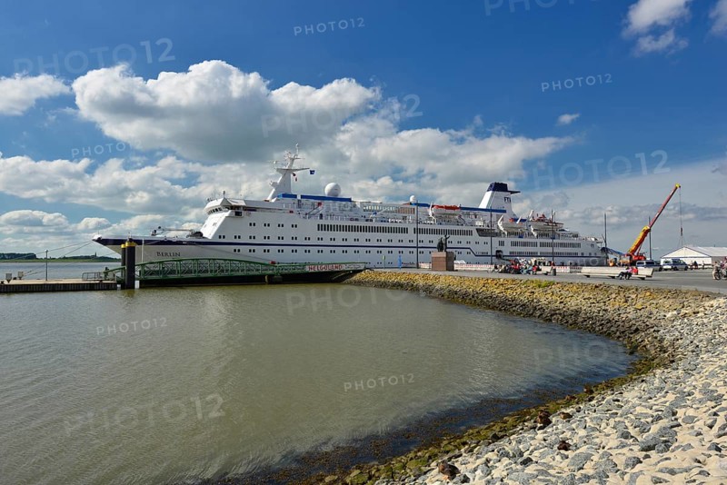 Cruise ship MS Berlin on jetty Seebäderkaje on the river Weser, Bremerhaven, Bremen, Germany, Europe