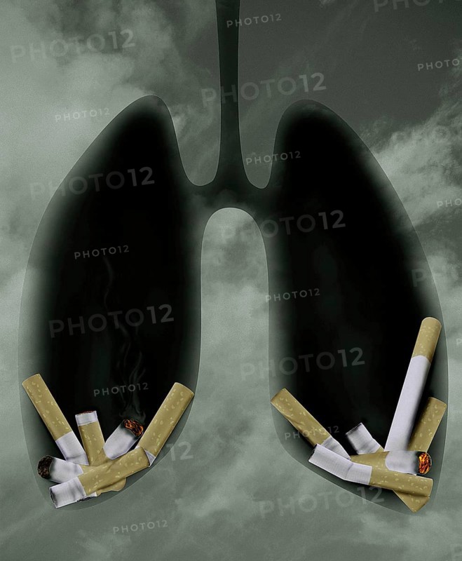 Cigarettes in Lungs, Symbolic photo