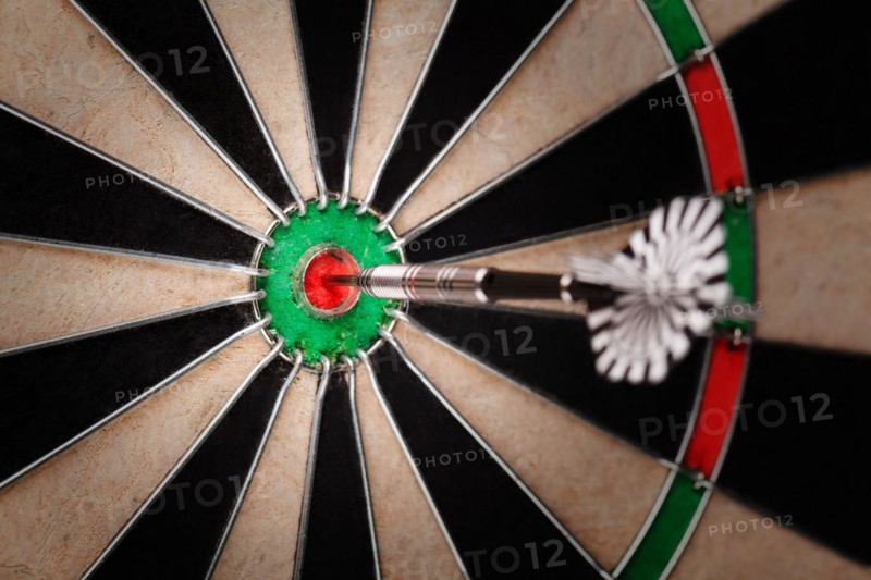 darts arrows in the target