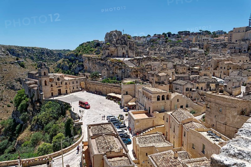 The rock church of Santa Maria dell'Idris towers over the Sasso Caveoso district in the cave town of Matera. The cave settlements, Sassi, are a UNESCO World Heritage Site. Matera, Basilicata, Southern Italy, Southern Europe