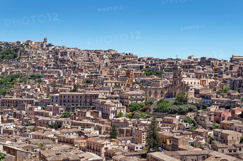 The Sicilian town of Modica in the municipality of Ragusa. The old town centre of Modica is a UNESCO World Heritage Site. Modica, Sicily, Italy, Southern Europe, Europe