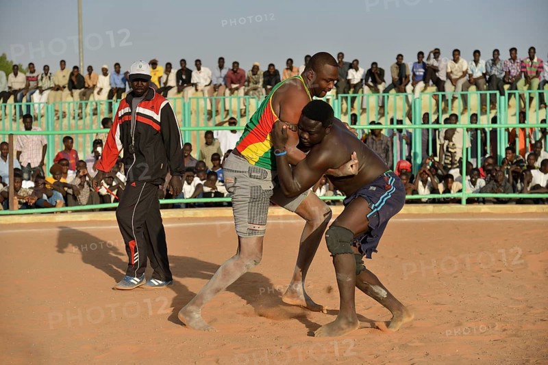Nuba fighting, Nuba Wrestling, Haj Yusef district, Kharthoum, Sudan, Africa