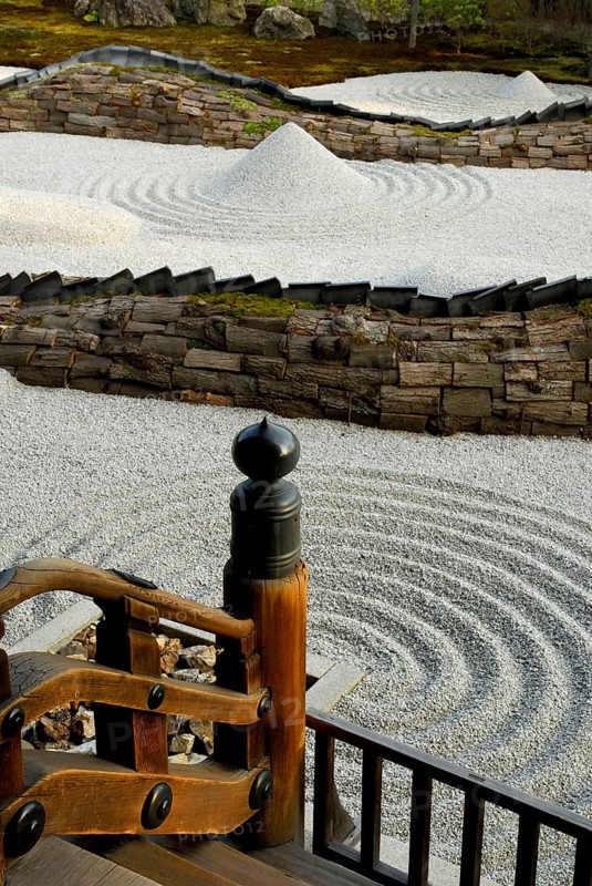 Sand Garden, Rinzai Zen School, stone circles, sand circles, Zen Garden, Kodai-ji Temple, Kyoto, Japan, Asia