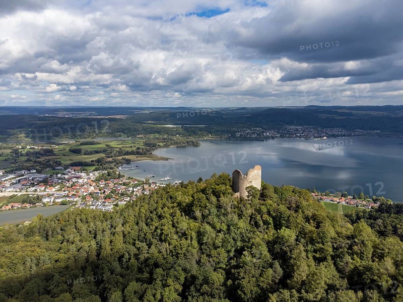 Aerial view of Lake Constance with the ruins of Altbodman with the village of Bodman-Ludwigshafen, Constance district, Baden-Württemberg, Germany, Europe