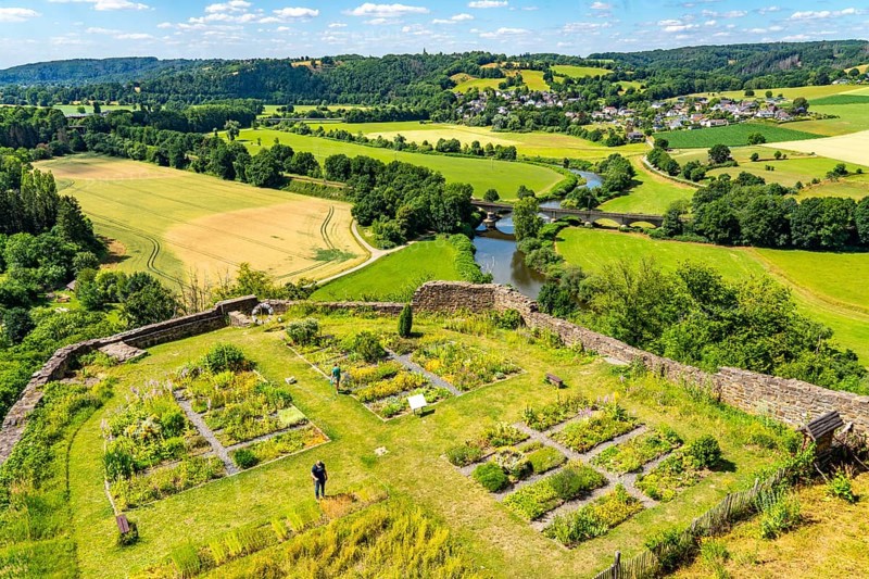 Herb garden at Blankenberg Castle, near Hennef, above the Siegschleife near the town of Blankenberg, in Oberbergisches Land, North Rhine-Westphalia, Germany, Europe