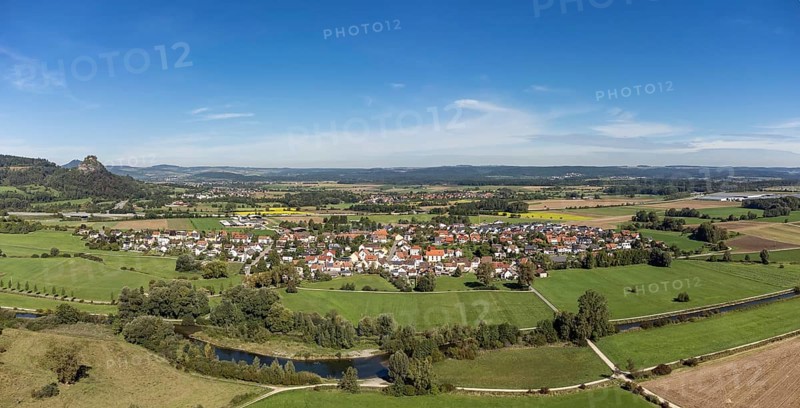 The Radolfzeller Aach with the village of Hausen an der Aach, on the horizon the Hegau volcano Hohenkrähen, Constance district, Baden-Württemberg, Germany, Europe