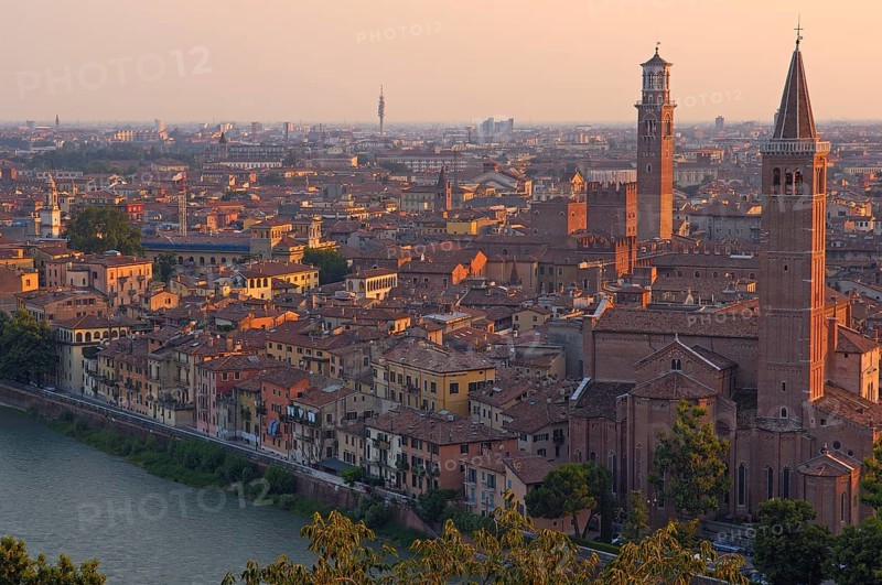 Verona, Santa Anastasia church, Lamberti tower, Adige River, Torre de Lamberti, Veneto, Italy, Europe