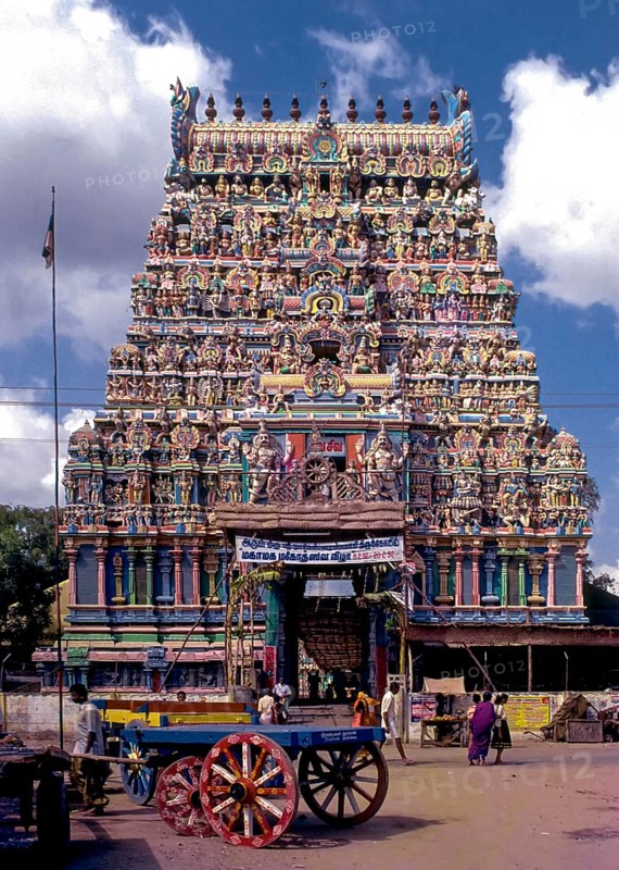 Nageswara Vaishanavite temple Rajagopuram the main gateway in Kumbakonam, Tamil Nadu, India, Asia