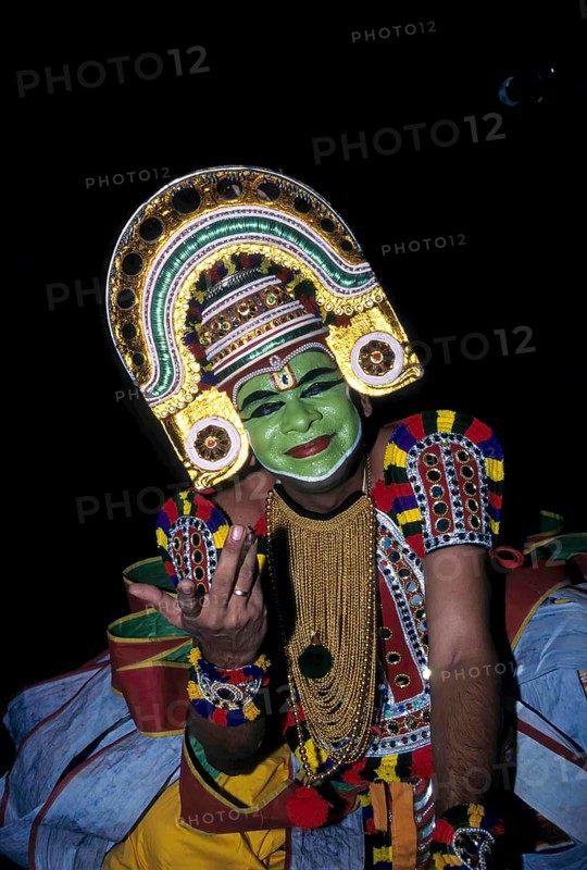 Ottan Thullal, recite and dance art of kerala, india, Asia