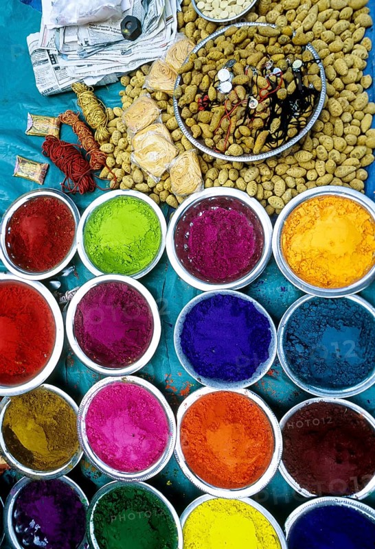 Color powder and Pooja things for sale in Chidambaram, Tamil Nadu, South India, India, Asia
