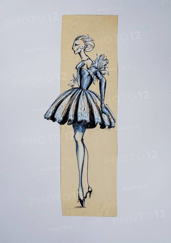 Fashion sketch, fashion design, women's fashion, haute couture collection, pencil drawing, mixed media, biros, felt-tip pen, watercolour, pastel, acrylic tempera, acrylic, on paper, elegant, feminine, subtle