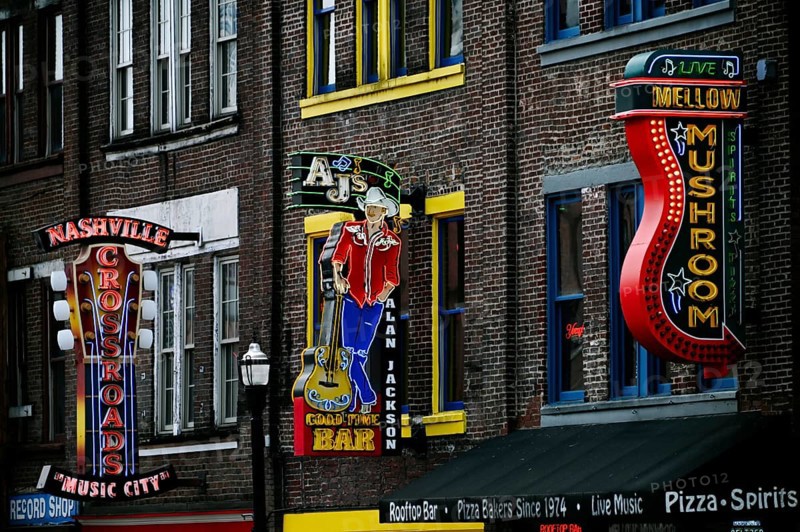 Neon sign on Broadway, Nashville, Tennessee, United States of America