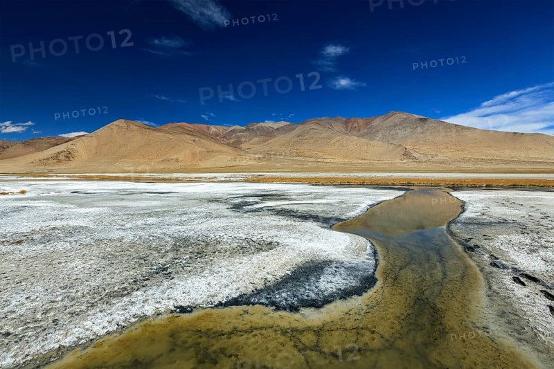 Tso Kar, fluctuating salt lake in Himalayas. Rapshu, Ladakh, Jammu and Kashmir, India, Asia