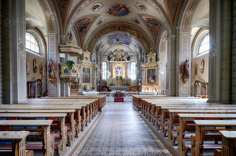 Interior photograph, nave and chancel, parish church of San Cristina in Val Gardena, Santa Cristina, Val Gardena, South Tyrol, Italy, Europe