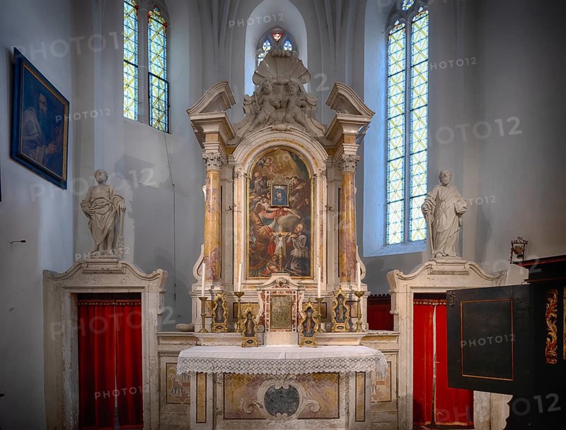 Interior photograph of the Church of the Apostles Chiesa Apostoli, Klausen, Chiusa, Eisacktal, Province of Bolzano, South Tyrol, Italy, Europe