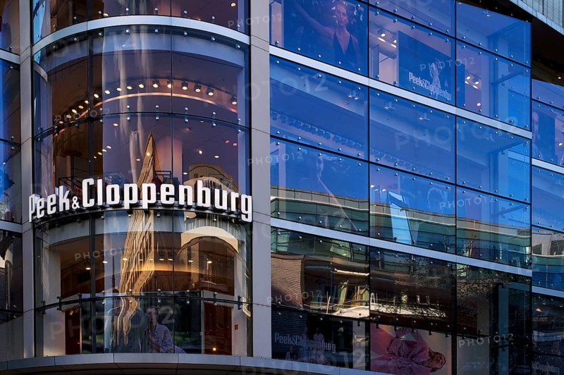 Peek & Cloppenburg, Department shop chain, Logo, Königsstraße, Stuttgart, Baden-Württemberg, Germany, Europe