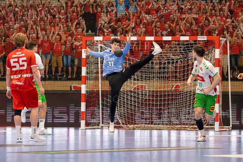 17.05.2024, 2nd HBL (German Handball League), Matchday 32: Eulen Ludwigshafen against GWD Minden (final score 28:28) . Picture: Brilliant save by goalkeeper Mats Grupe (11, Eulen Ludwigshafen)