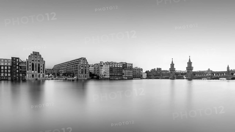 The Oberbaum Bridge connecting the Berlin districts of Kreuzberg and Friedrichshain with the Universal Building, Berlin, Germany, Europe