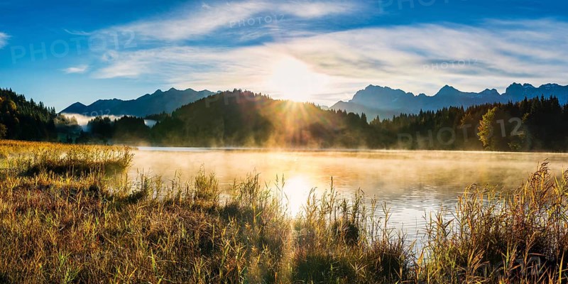 Geroldsee, behind it the Karwendel Mountains, Werdenfelser Land, Upper Bavaria, Bavaria, Germany, Europe