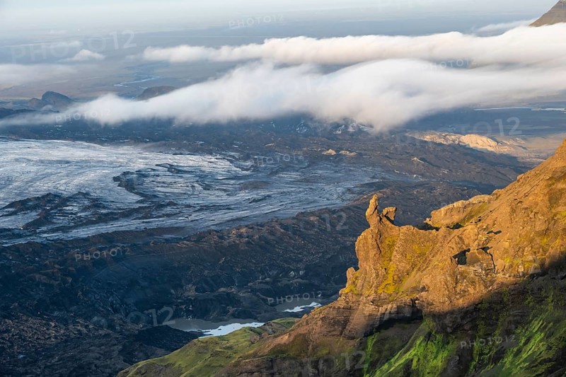 Cliff in the evening light, Impressive landscape with mountains and glaciers, Huldujökull and Kötlujökull glacier tongues, Myrdalsjökull glacier, Pakgil, Iceland, Europe
