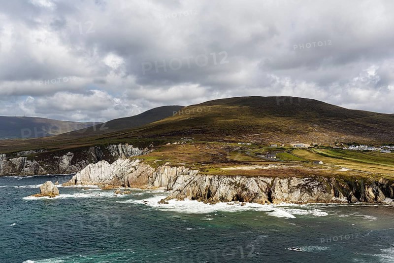 Rugged cliffs, chalk cliffs, Ashleam Bay, Portnahally Bay, panoramic Atlantic Drive, Achill Island, Acaill, Mayo, Wild Atlantic Way, Ireland, Europe