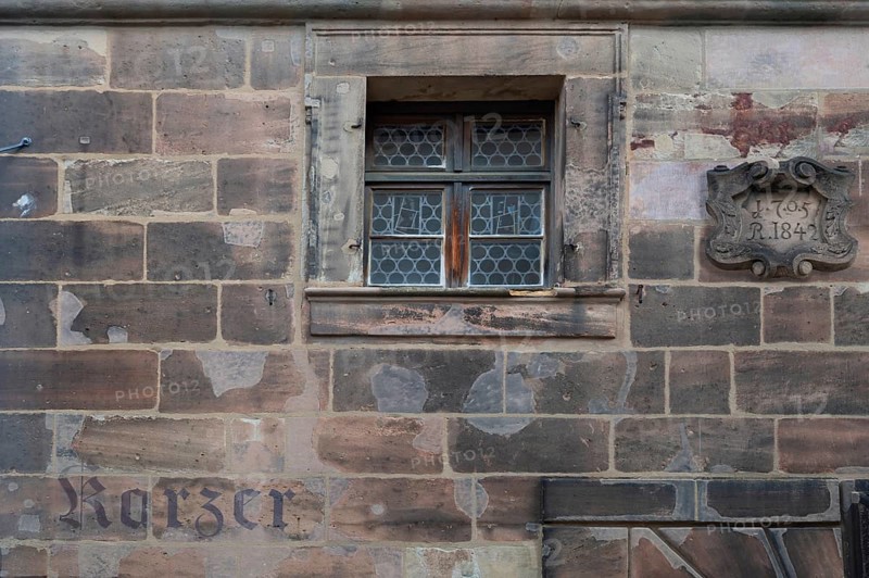 Façade with window of the former dungeon, built in 1743, Apfelstr. 12, Erlangen, Middle Franconia, Bavaria, Germany, Europe