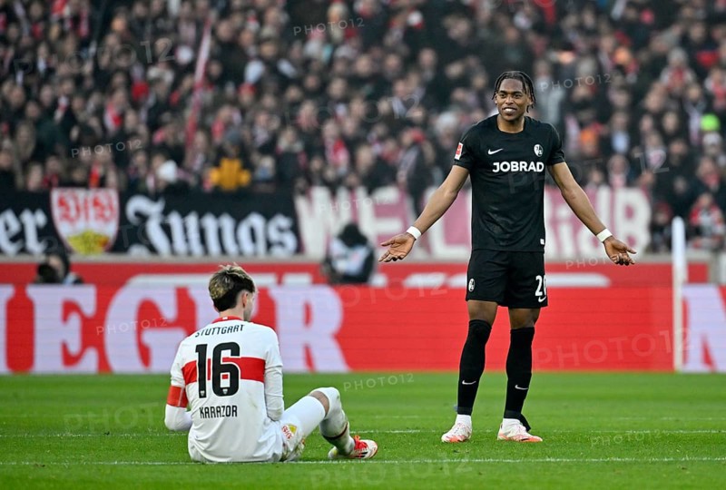 After Junior Adamu SC Freiburg SCF (20) fouls Atakan Karazor VfB Stuttgart (16), Adamu mimes the innocent angel gestureMHPArena, MHP Arena Stuttgart, Baden-Württemberg, Germany, Europe