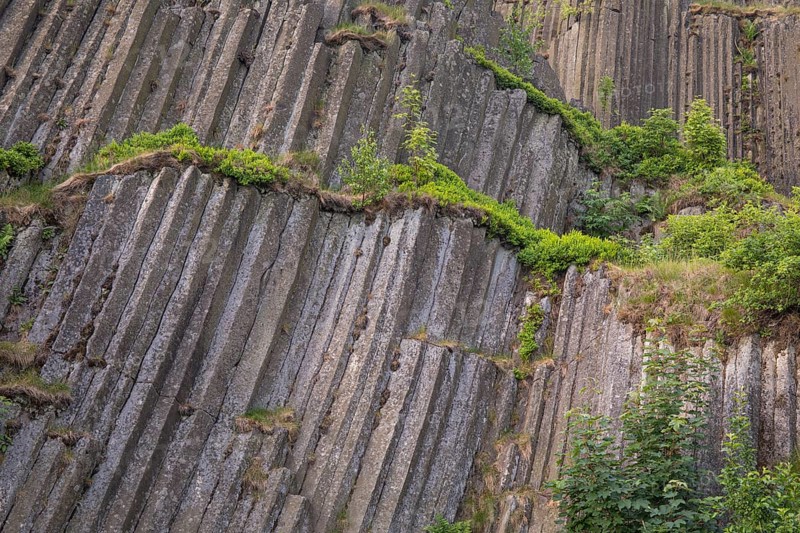 Panska skala, (Mansion/Manor Rock) also called the Varhany (Organ) is an unobtrusive hillock close to Prachen, Bohemia, Czech Republic, Europe