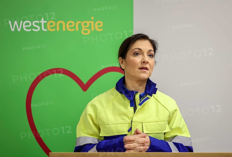 Holzwickede, North Rhine-Westphalia, Germany, Katherina Reiche, CEO of Westenergie AG, at a press event on the H2HoWi hydrogen project in Holzwickede near Dortmund, Europe