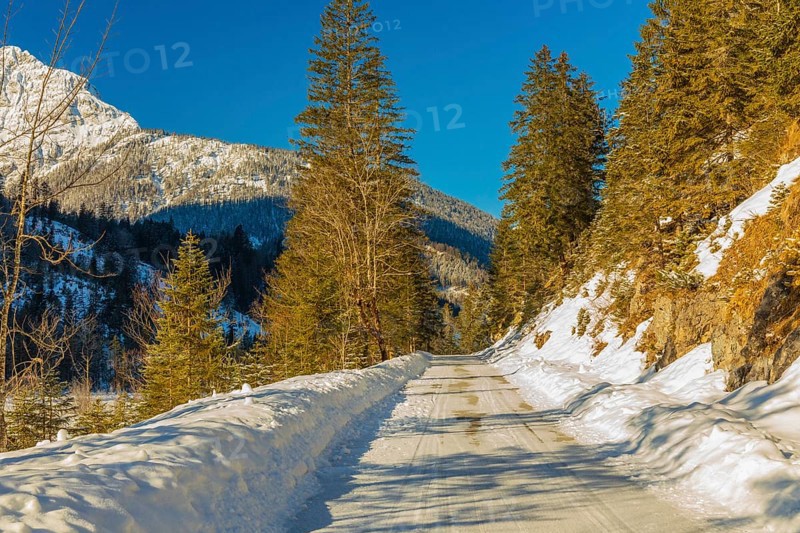 Toll road to the Eng valley in winter