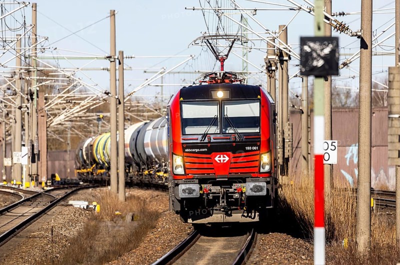 Goods train with Swiss locomotive passing through Baden-Baden station on the Rhine Valley line. SBB Cargo is a brand of the Swiss Federal Railways for freight transport. Baden-Baden, Baden-Württemberg, Germany, Europe