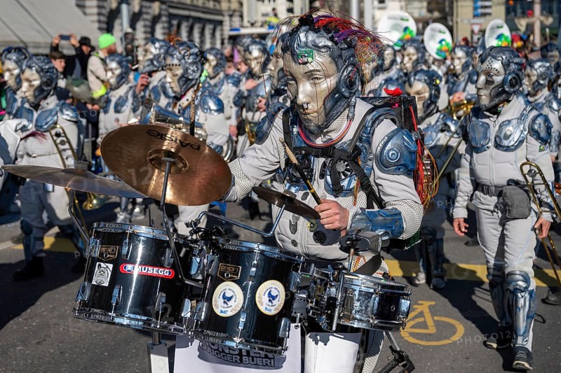 Guggenmusik AI robot drums