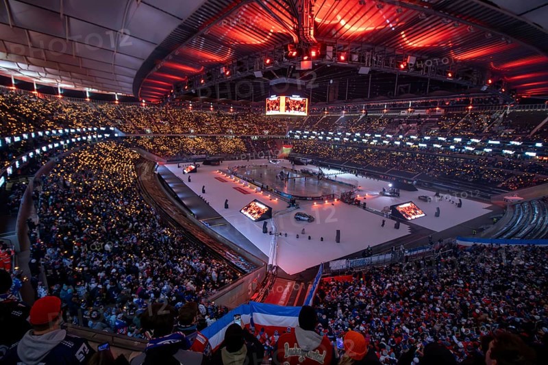 DEL, German Ice Hockey League season 2024/25, Matchday 27 (catch-up game) : DEL Winter Game Löwen Frankfurt against Adler Mannheim. 45, 110 spectators attended the game at Deutsche Bank Park in Frankfurt