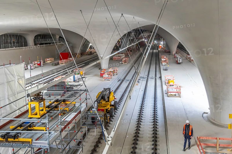 The last rails are being welded at the new main station. All the rails are now in place between Feuerbach and Wendlingen. The last gaps between the rails have been closed using the Thermit welding process. The infrastructure project is scheduled to go online at the end of 2026. Deutsche Bahn estimates the total cost of Stuttgart 21 at around eleven billion euros. Stuttgart, Baden-Württemberg, Germany, Europe
