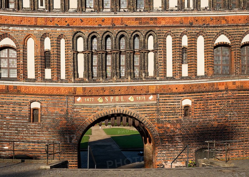 Passageway, Holstentor, Holstentorplatz, Lübeck, Schleswig-Holstein, Germany, Europe