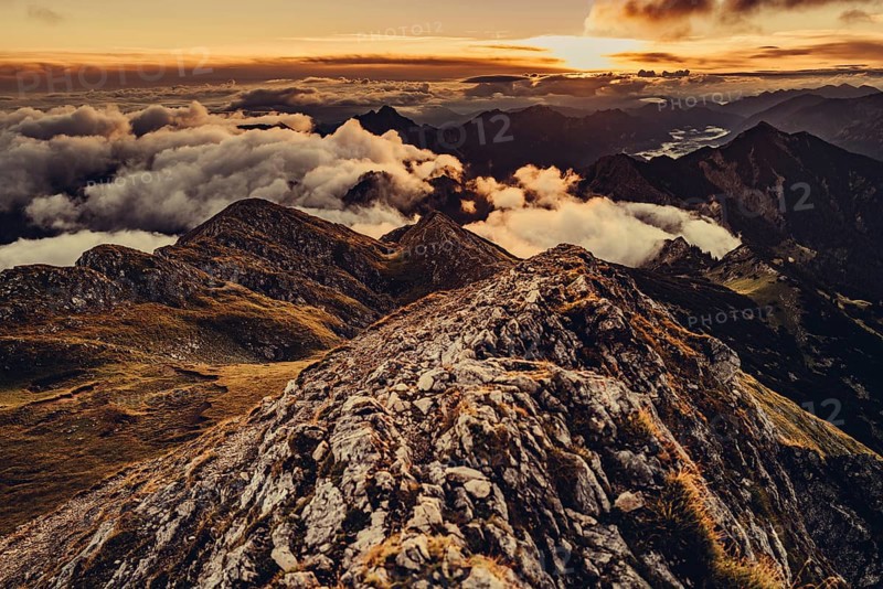 Sunrise hike on the Hochplatte in the Ammergau Alps, Ammergebirge in the Allgäu, Bavaria, Germany, Europe