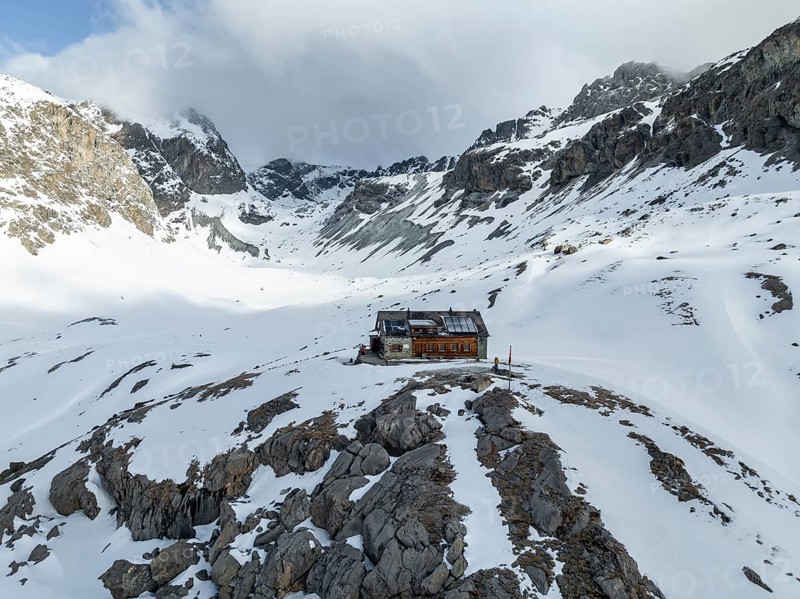 Winter in the mountains, Chamanna Jenatsch CAS, Swiss Alpine Club hut, Val Beve, Graubünden, Switzerland, Europe
