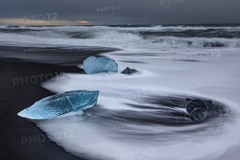 Ice floes, beach, sea, waves, cloudy, Diamond Beach, Breidamerkursandur, Jökulsarlon, Iceland, Europe