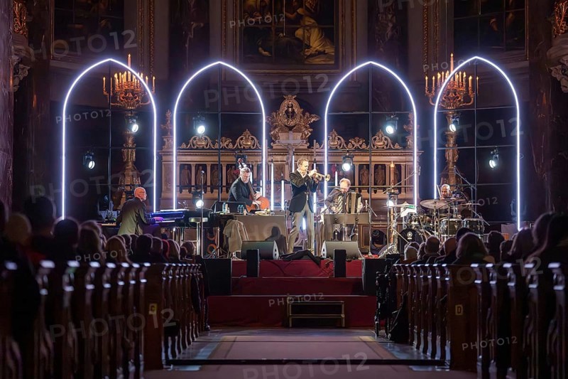 Till Brönner live on Silent Night - The Christmas Concert Tour at Berlin Cathedral on 20.12.2024