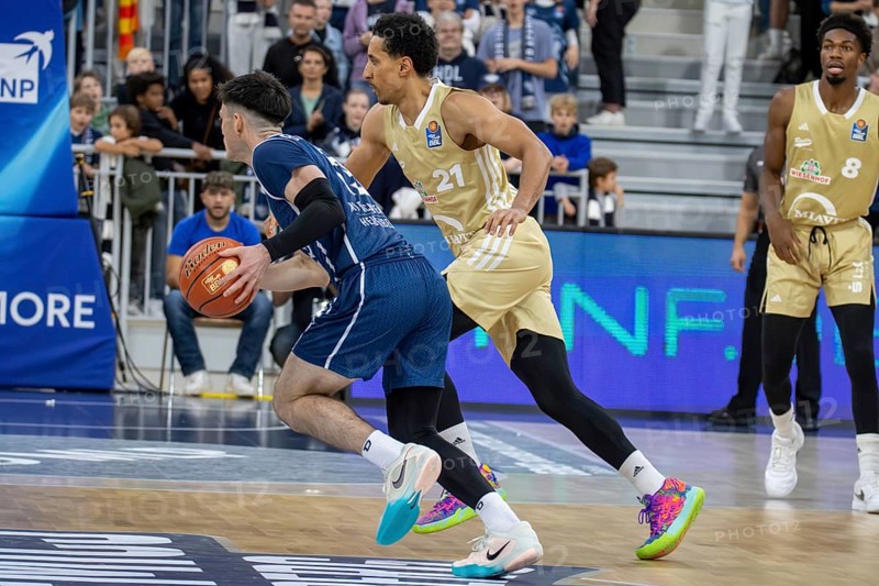 Easy Credit BBL, Basketball Bundesliga, 2024/25 season, Matchday 2: MLP Academics Heidelberg vs RASTA Vechta. On the ball: Alex Barcello (13, Heidelberg)