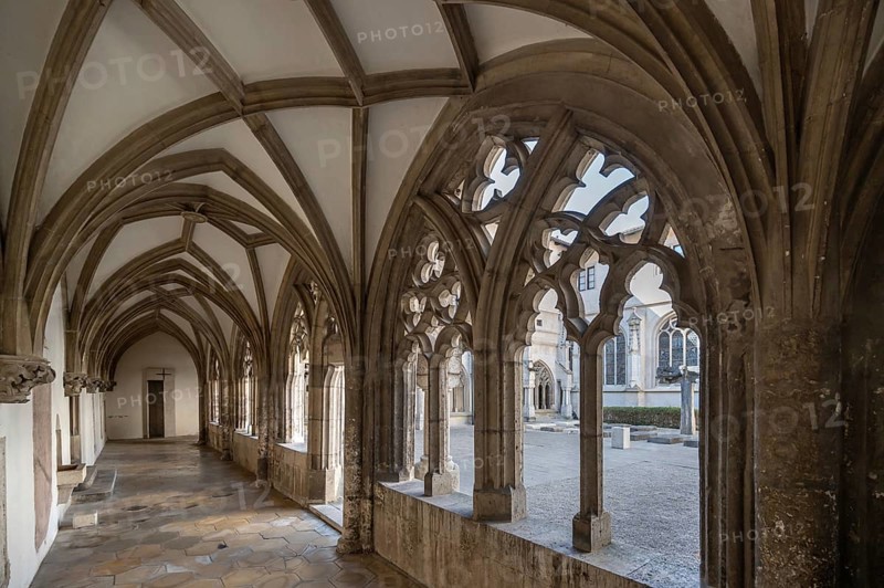 Late Gothic cloister with inner courtyard, cathedral in Eichstätt, Upper Bavaria, Germany, Europe
