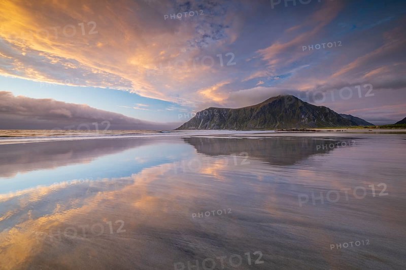 Sunset on the beach at Skagsanden, Flakstad, Lofoten, Norway, Europe