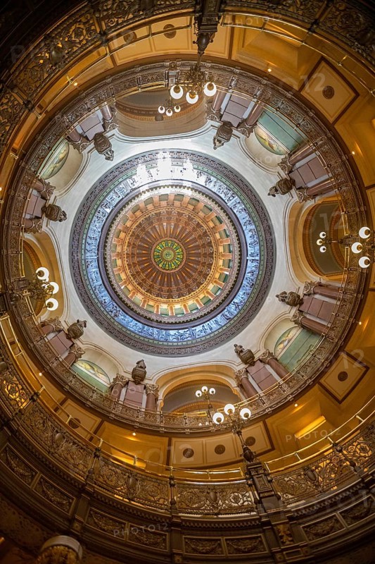 Springfield, Illinois, The inside of the dome on the Illinois state capitol building
