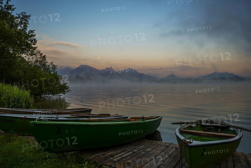 Morning atmosphere at full moon, Hopfensee, near Fuessen, Ostallgaeu, Allgaeu, Upper Swabia, Swabia, Bavaria, Germany, Europe